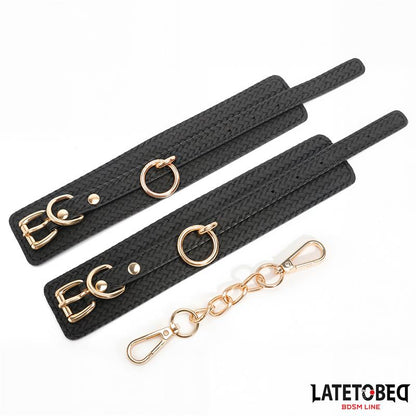 Esposas con Cadena Dorada